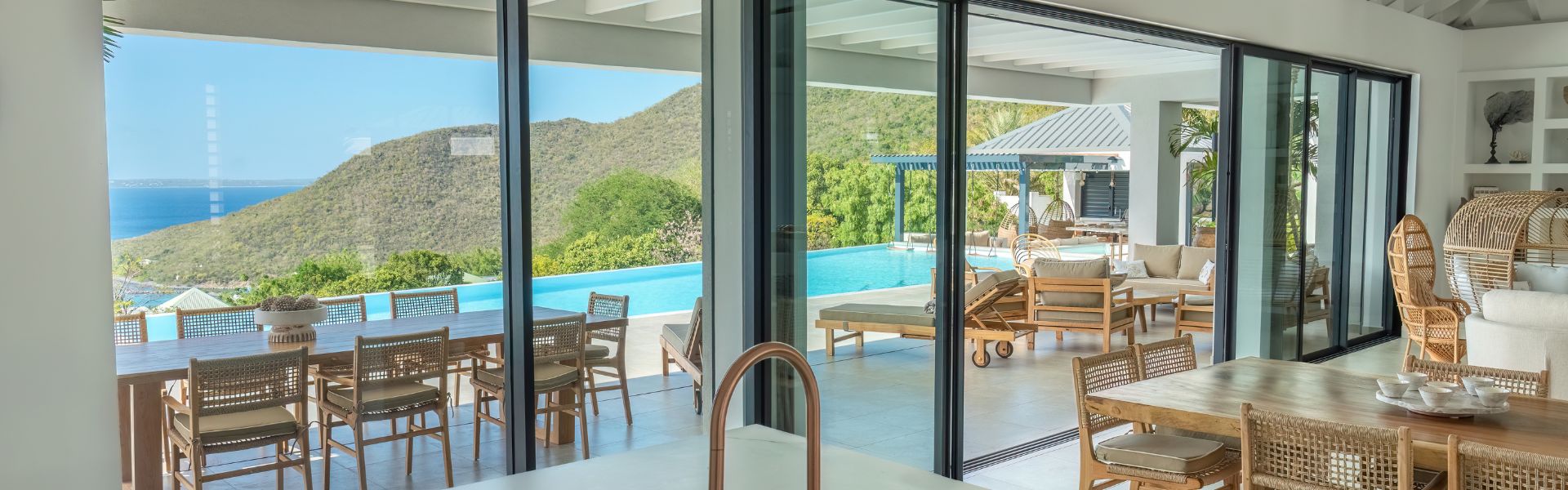 Coulissant à galandage - villa d'architecte Saint-Martin